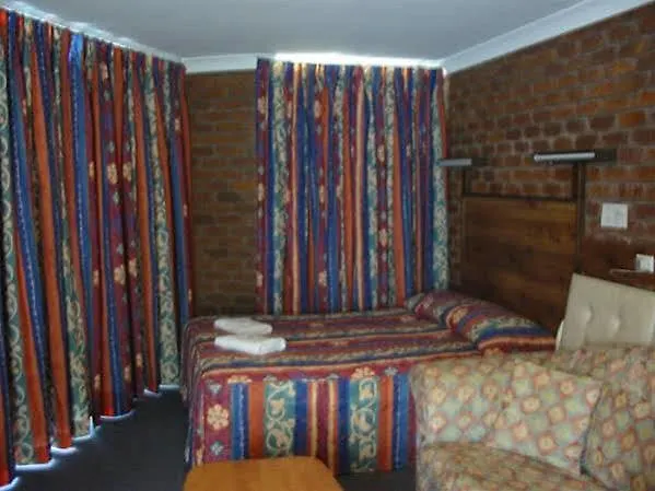 Red Star Palm Beach Gold Coast