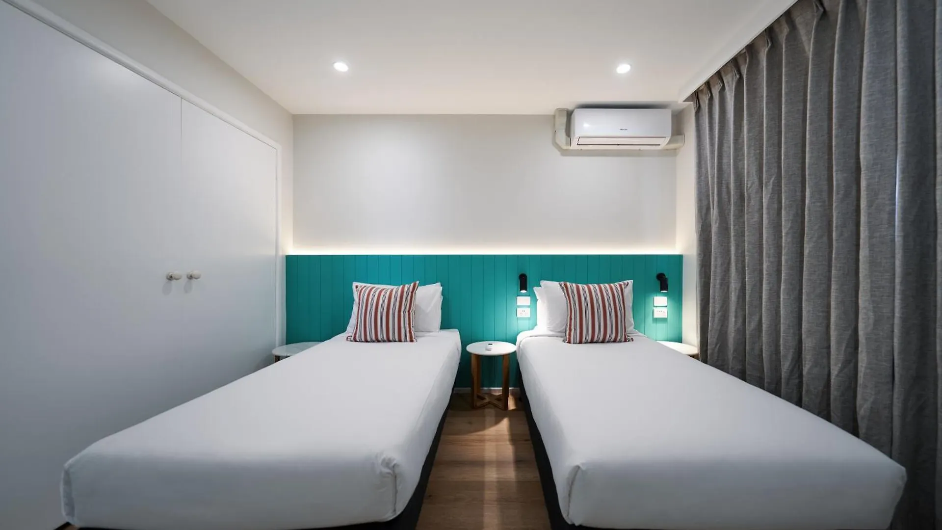 *** Hotel apartamentowy Red Star Palm Beach Gold Coast Australia