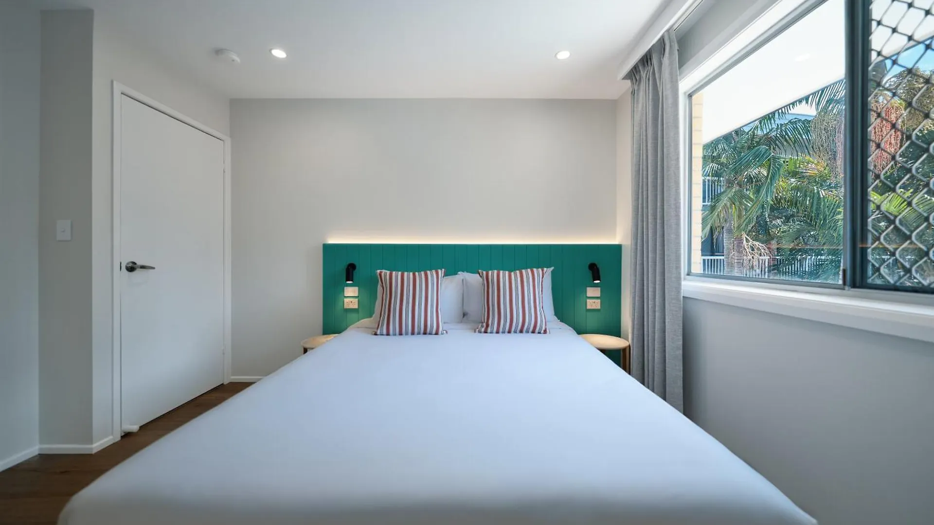*** Hotel apartamentowy Red Star Palm Beach Gold Coast Australia