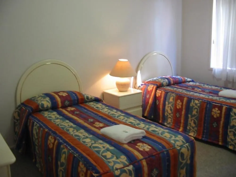 Red Star Palm Beach Gold Coast Hotel apartamentowy